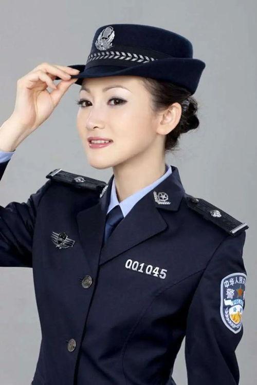 女警照片