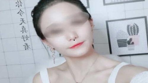 女主播整容侧脸