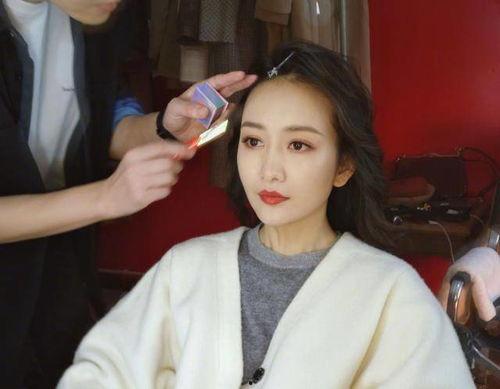 王鸥整容前照片,揭秘王鸥整容前后的惊人蜕变