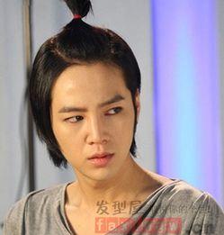 明星冲天辫,冲天辫造型引领时尚潮流